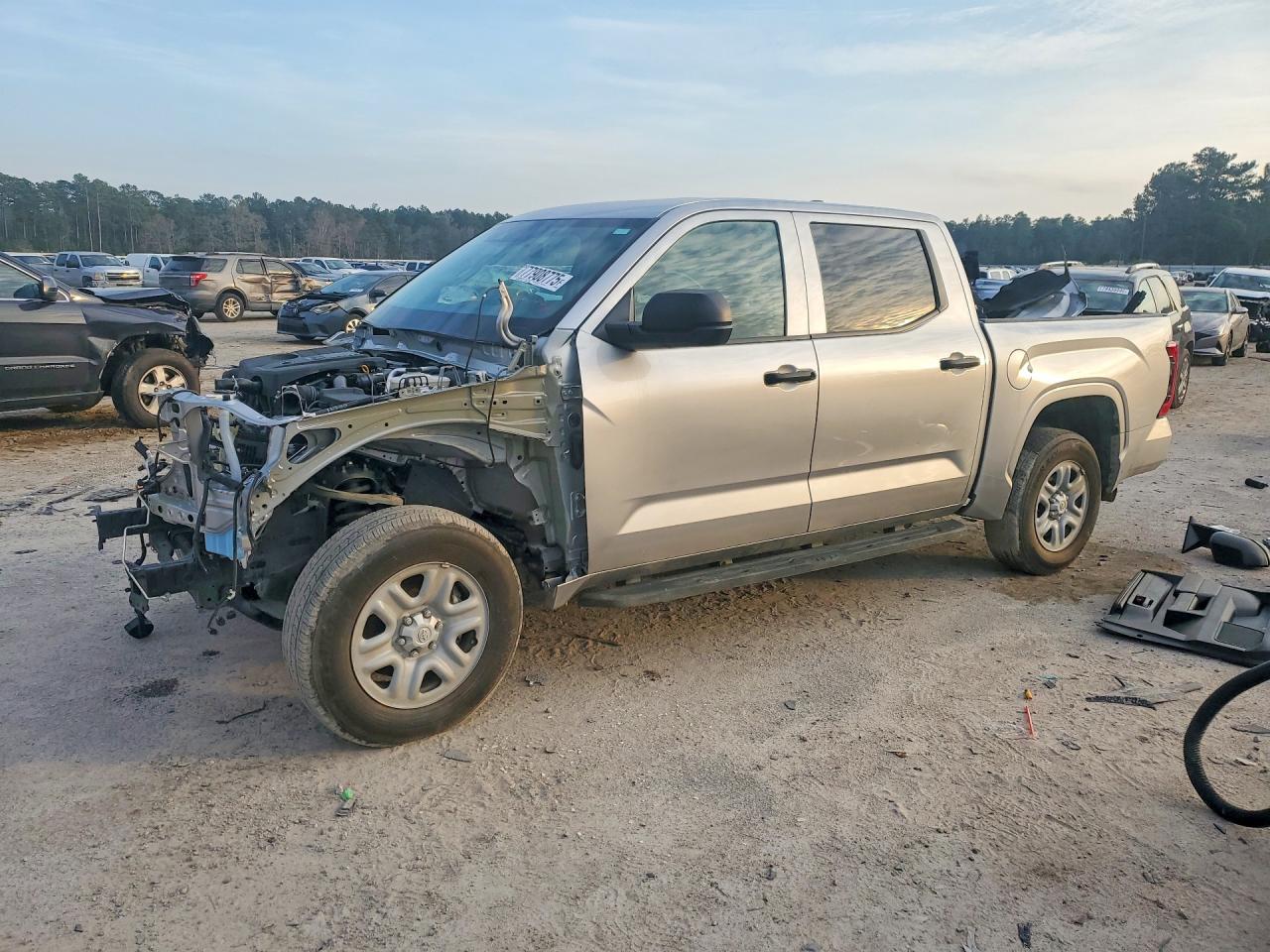 2024 TOYOTA TUNDRA