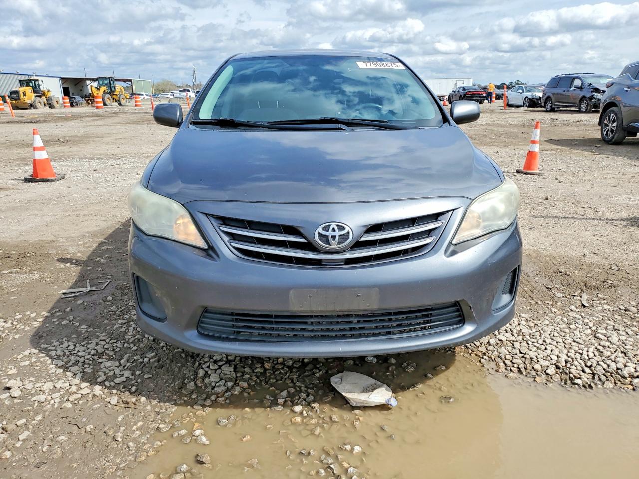 2013 TOYOTA COROLLA LE photo 13