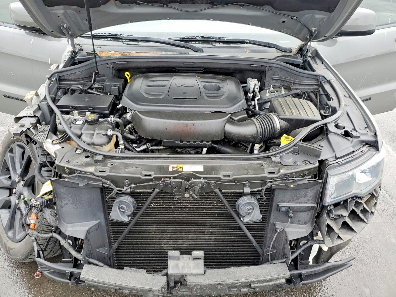 2019 JEEP GRAND CHEROKEE LAREDO photo 31
