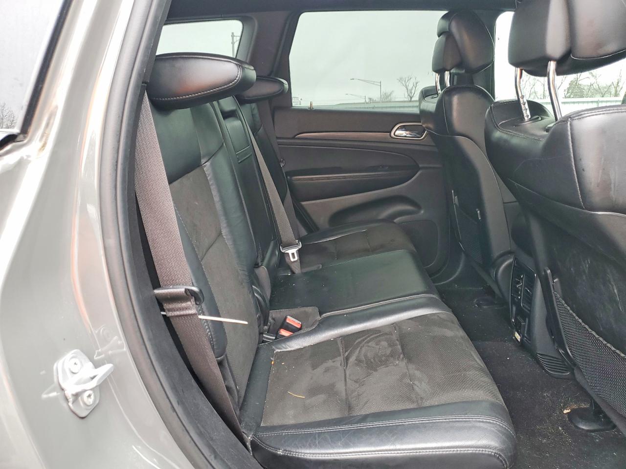 2019 JEEP GRAND CHEROKEE LAREDO photo 28