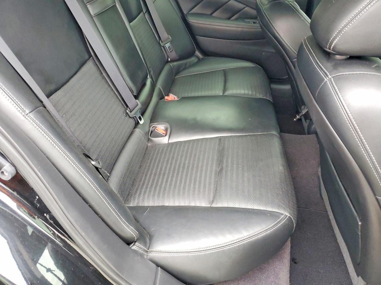 2015 INFINITI Q50 BASE photo 28