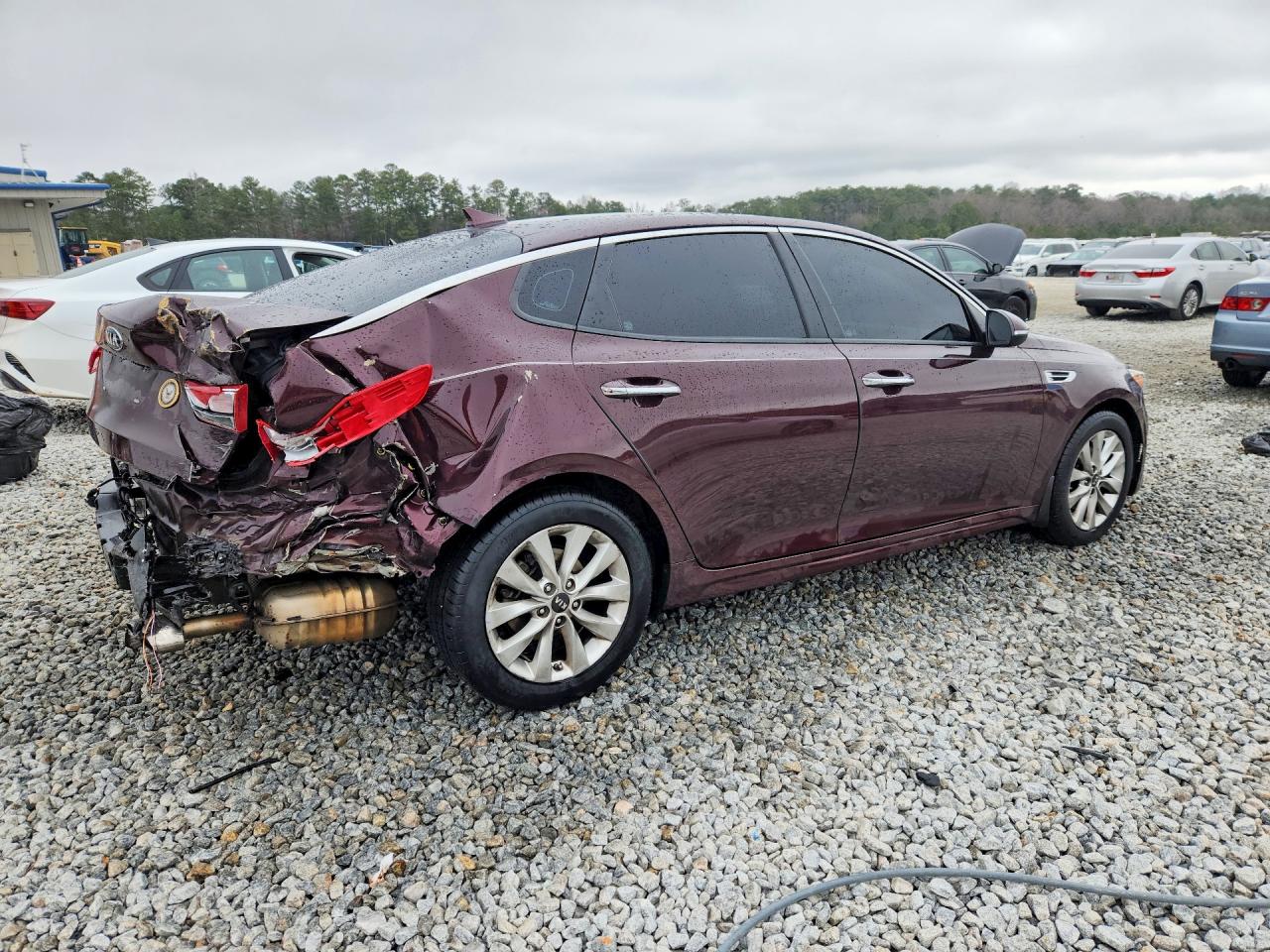 2018 KIA OPTIMA LX photo 3