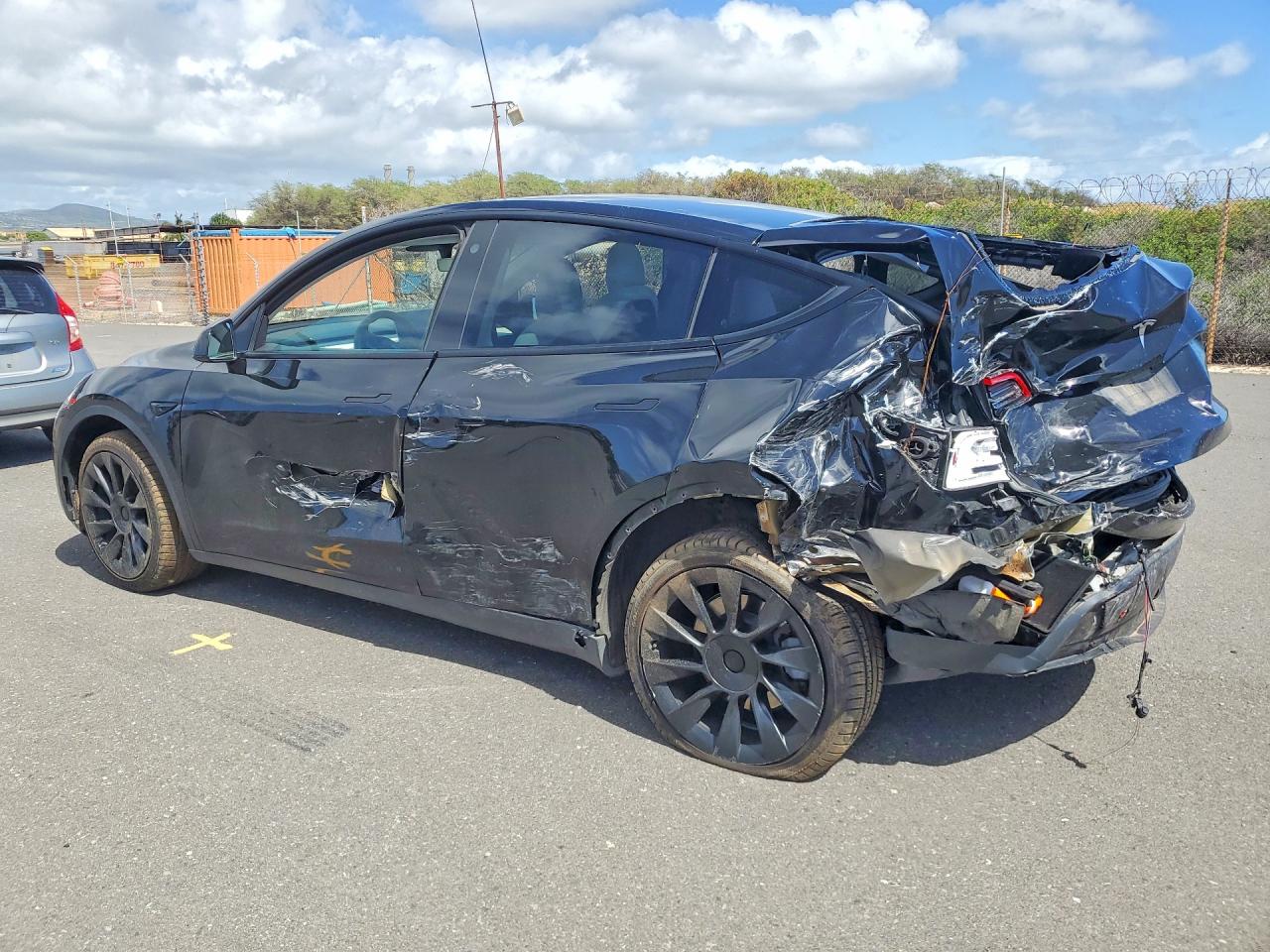 2021 TESLA MODEL Y photo 3