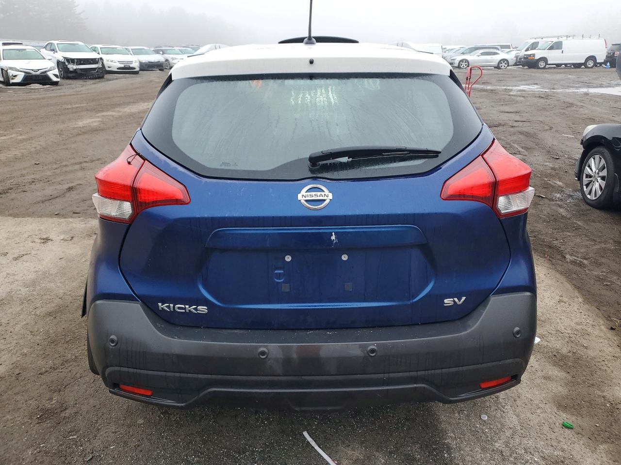 2020 NISSAN KICKS SV photo 6