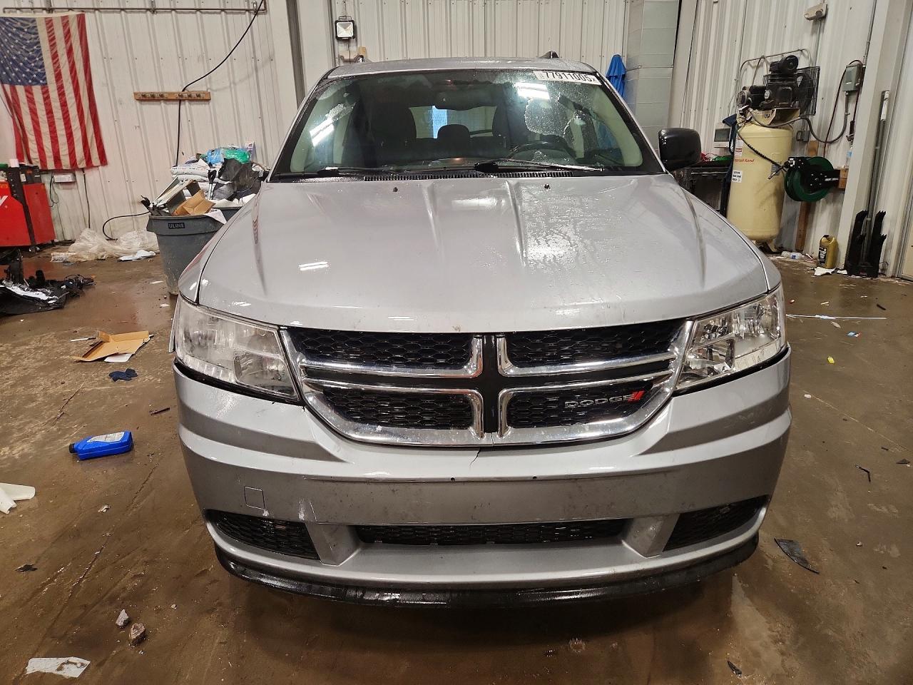 2017 DODGE JOURNEY SE photo 9