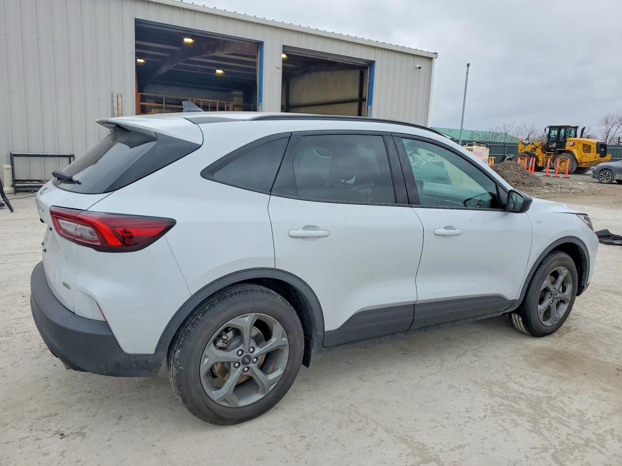 2025 FORD ESCAPE ST LINE photo 5