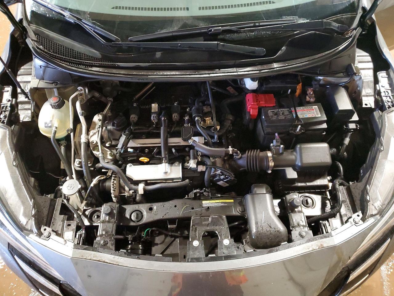 2025 NISSAN VERSA SV photo 11
