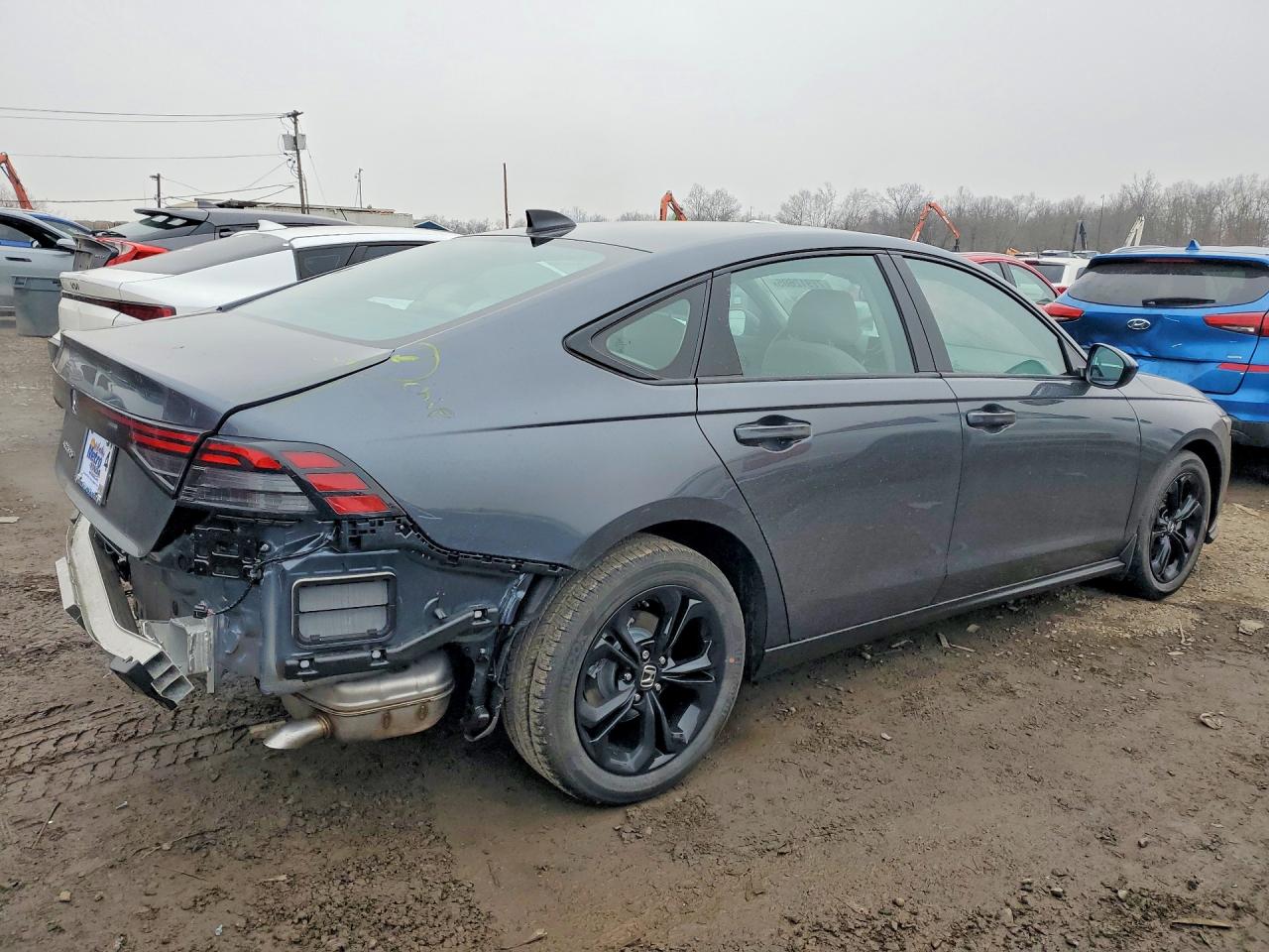 2025 HONDA ACCORD SE photo 3