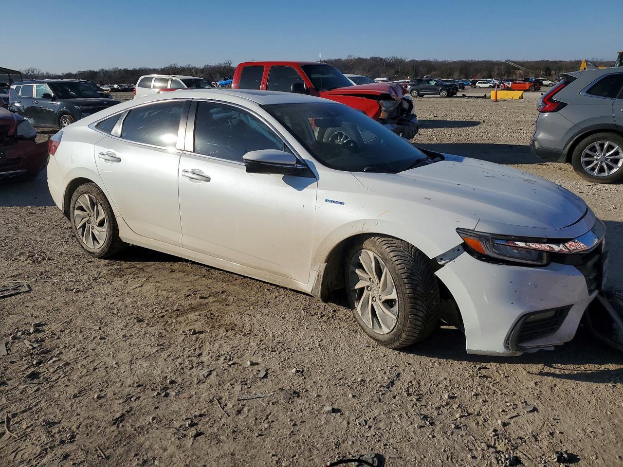 2019 HONDA INSIGHT TOURING photo 4