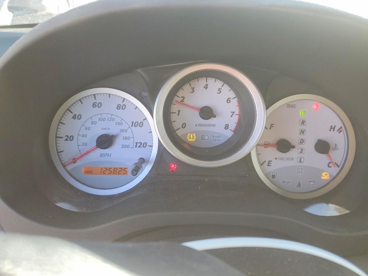2005 TOYOTA RAV4 BASE photo 17