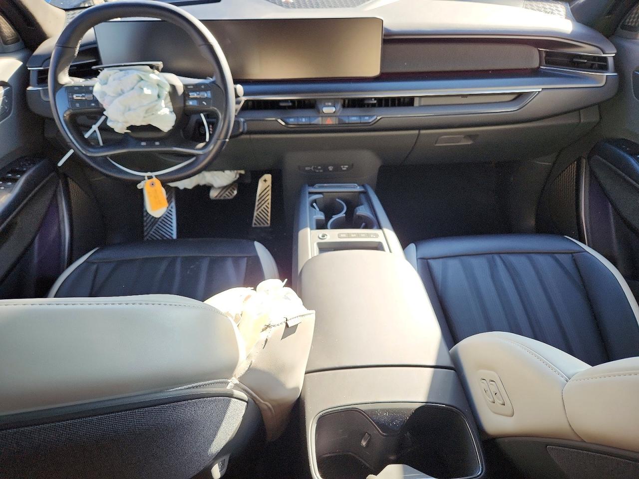 2024 KIA EV9 GT LINE photo 15
