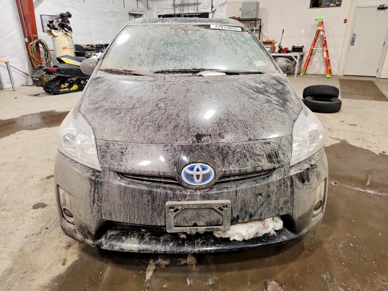 2011 TOYOTA PRIUS photo 5