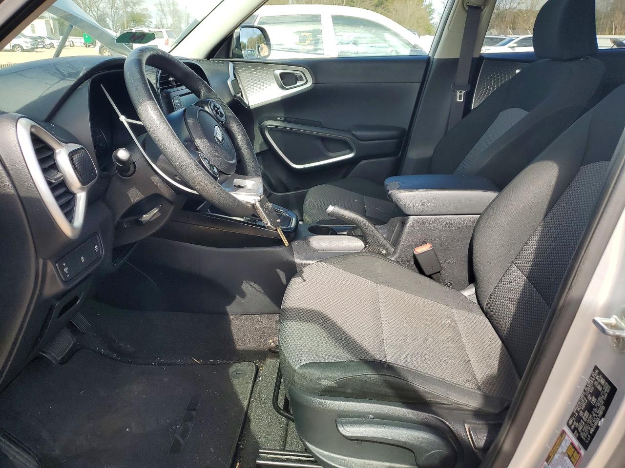 2020 KIA SOUL LX photo 13