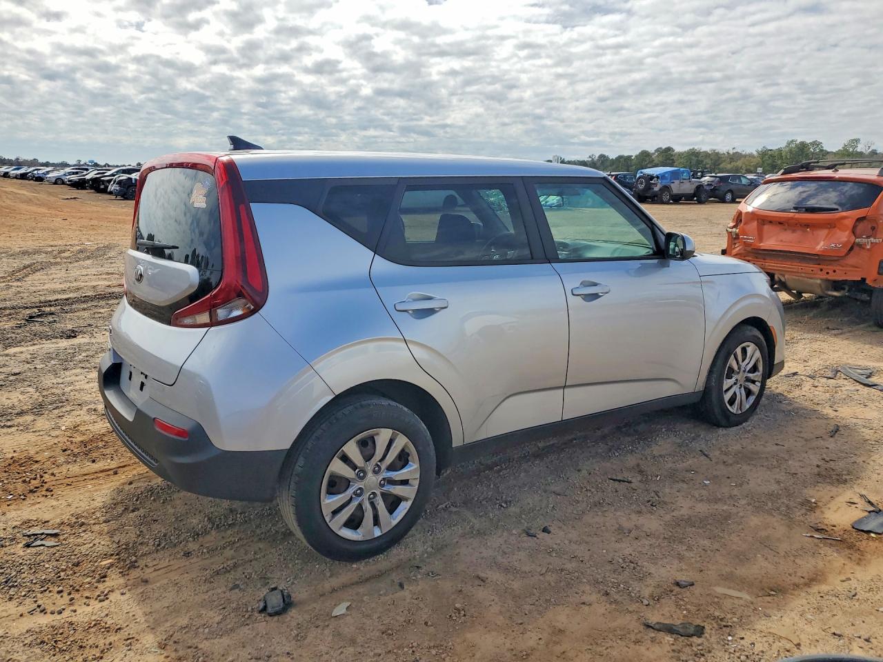 2020 KIA SOUL LX photo 5