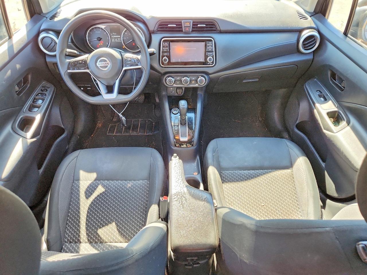 2020 NISSAN VERSA S photo 22