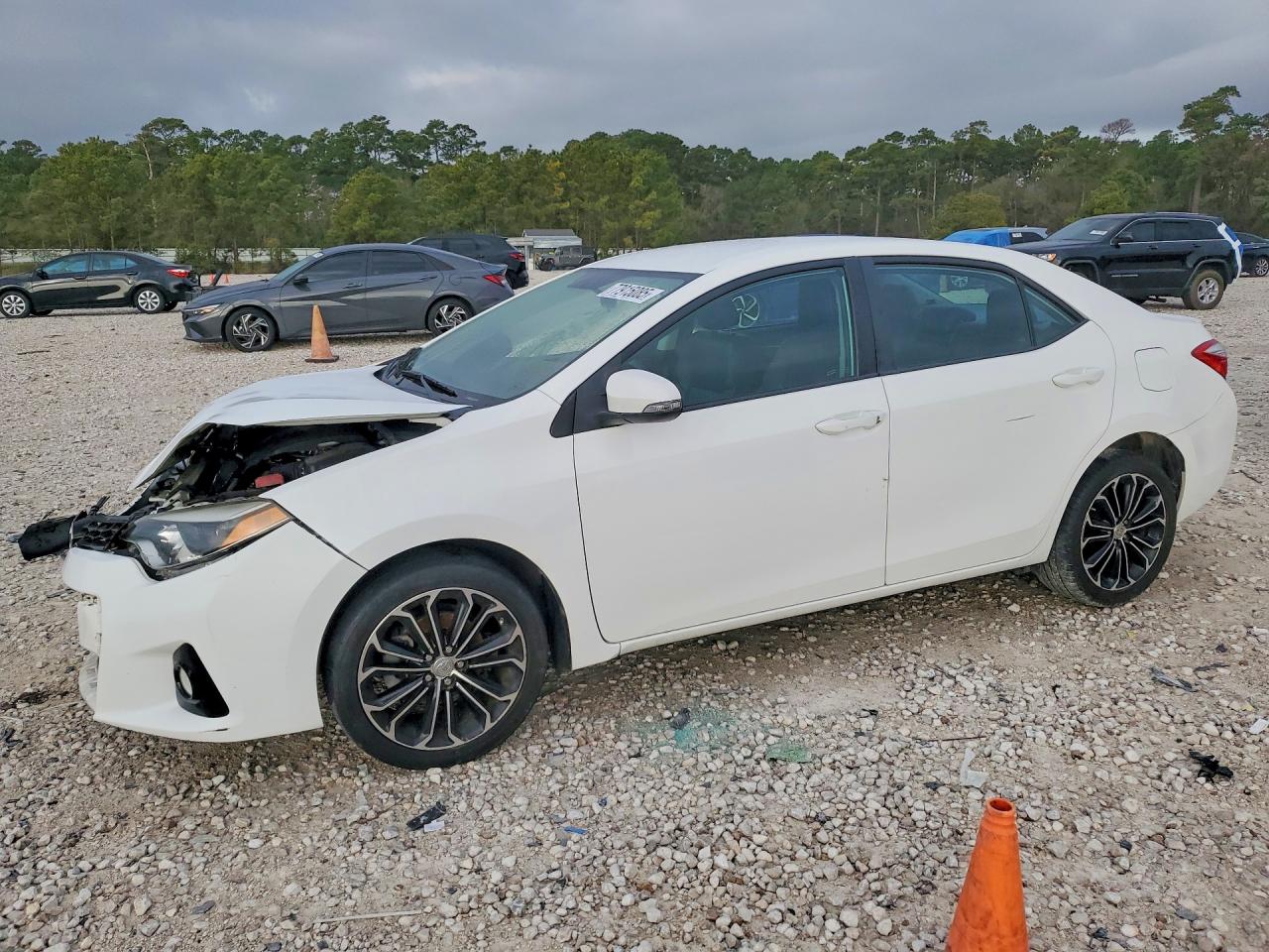2016 TOYOTA COROLLA