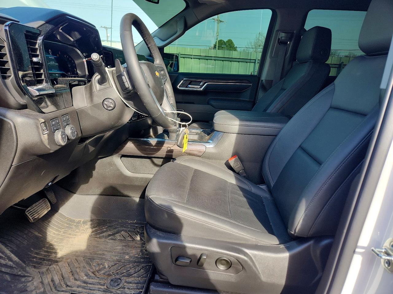 2025 CHEVROLET SILVERADO K1500 LTZ photo 7
