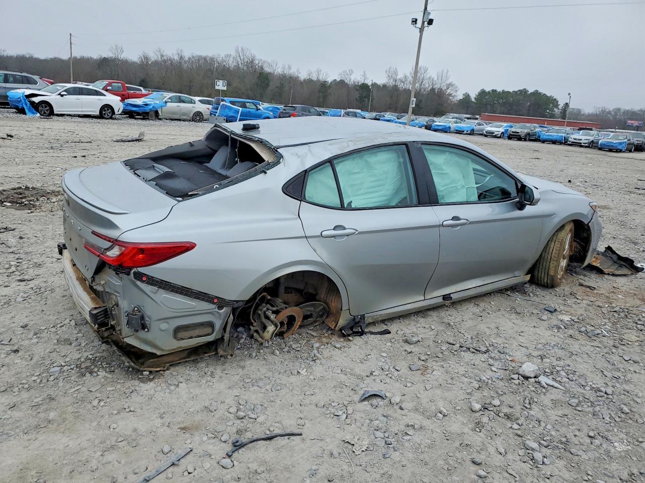 2025 TOYOTA CAMRY XSE photo 5