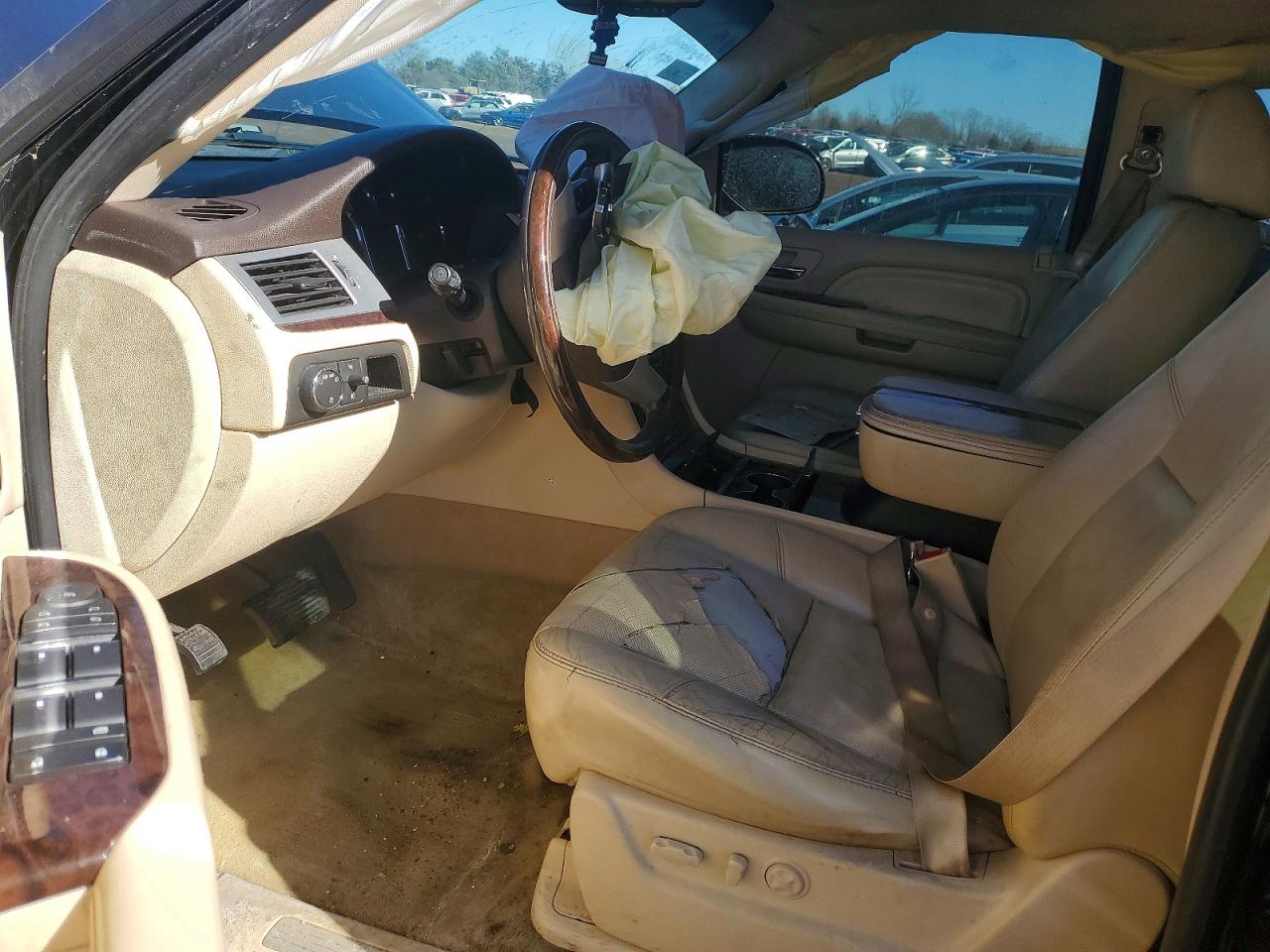 2007 CADILLAC ESCALADE LUXURY photo 7