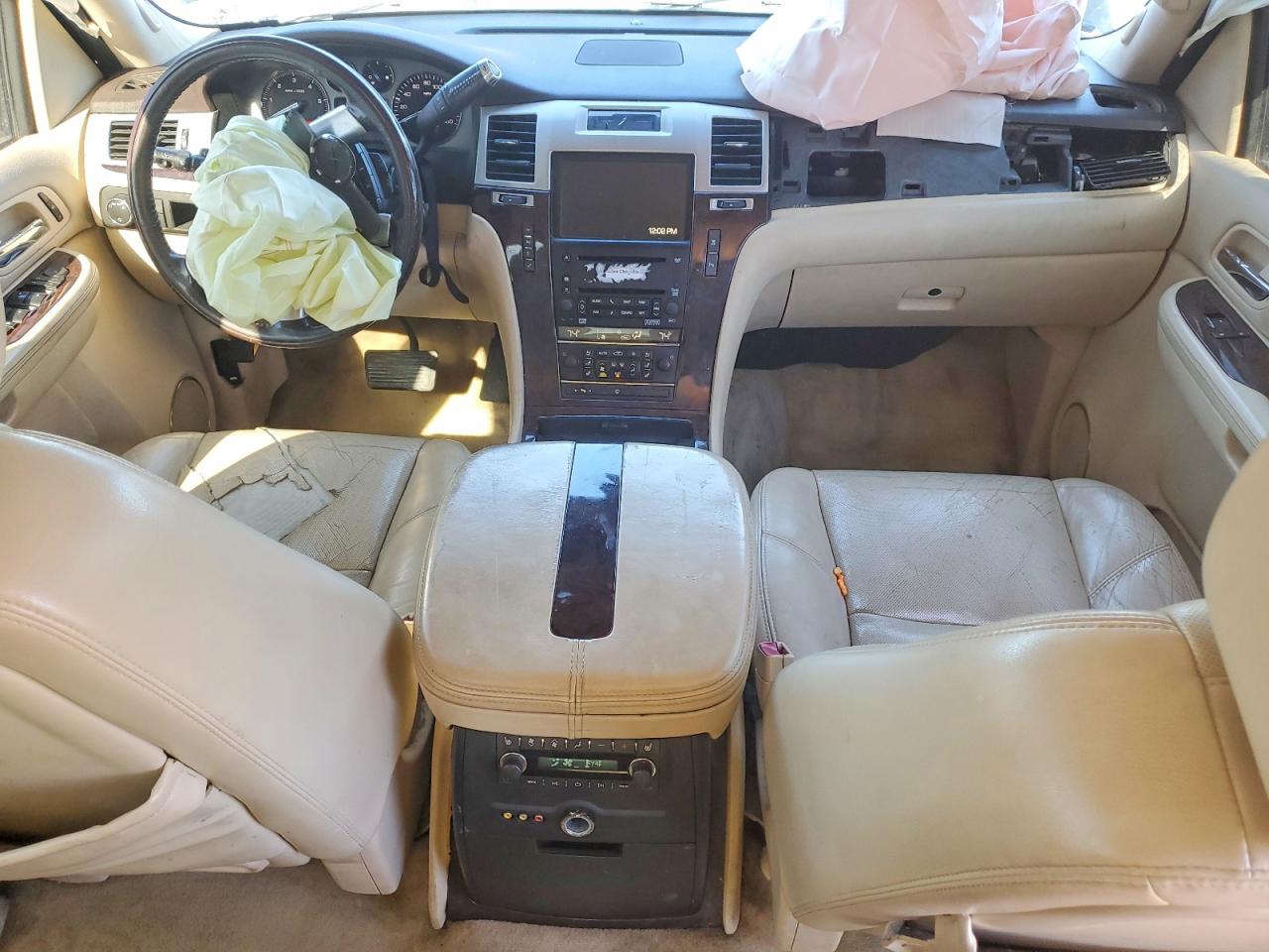 2007 CADILLAC ESCALADE LUXURY photo 8