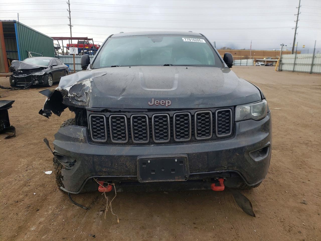 2018 JEEP GRAND CHEROKEE TRAILHAWK photo 9