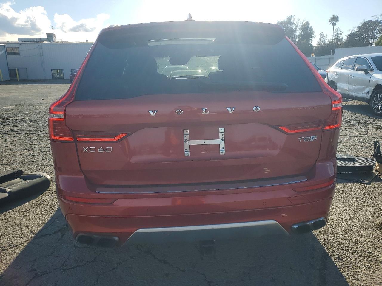 2019 VOLVO XC60 T8 R-DESIGN photo 6