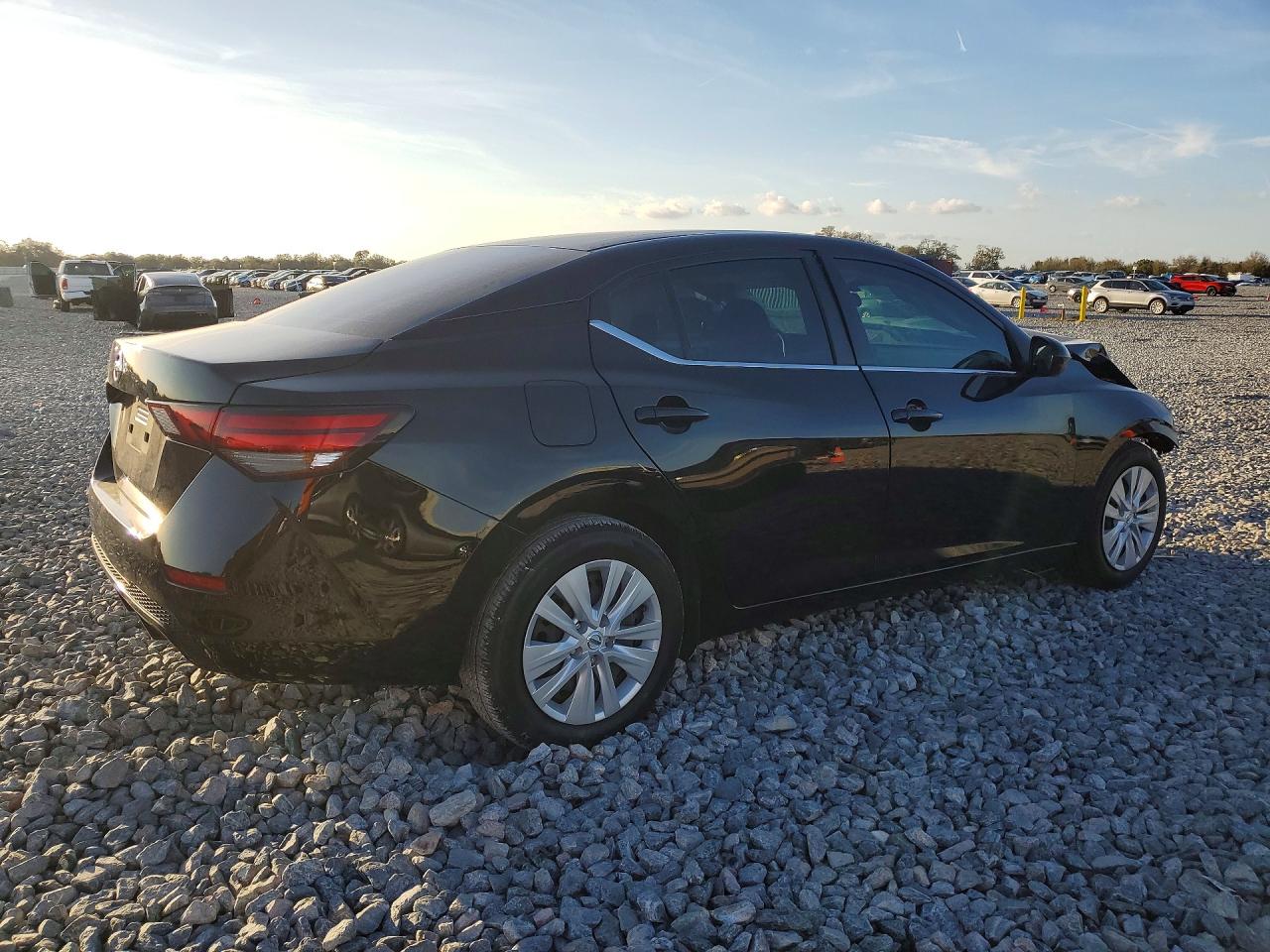2023 NISSAN SENTRA S photo 5