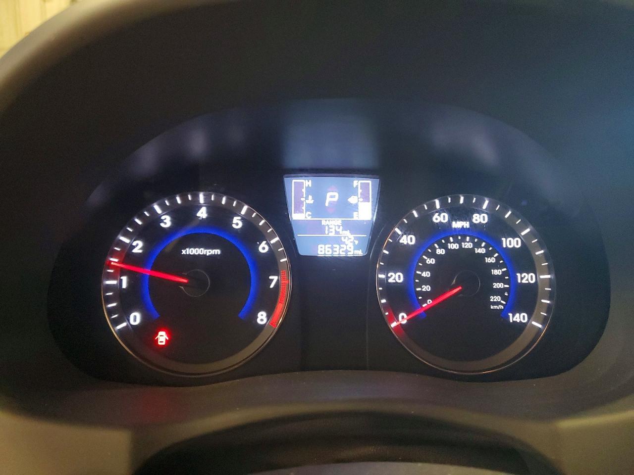 2017 HYUNDAI ACCENT VALUE EDITION photo 9