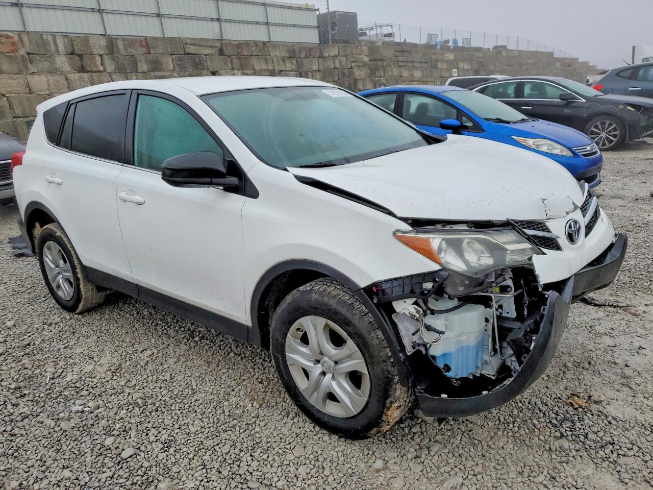 2015 TOYOTA RAV4 LE photo 7