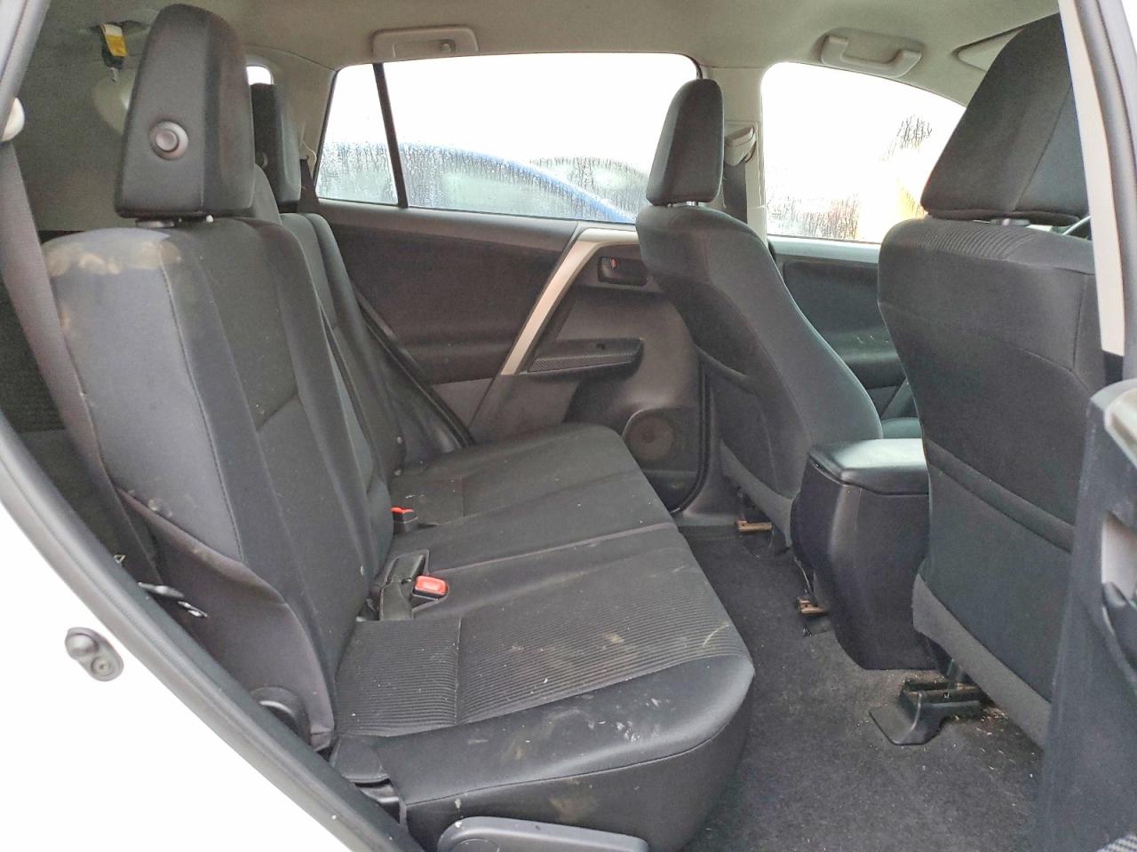 2015 TOYOTA RAV4 LE photo 21