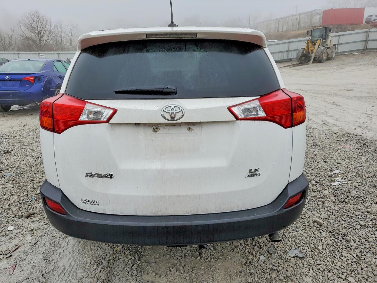 2015 TOYOTA RAV4 LE photo 11