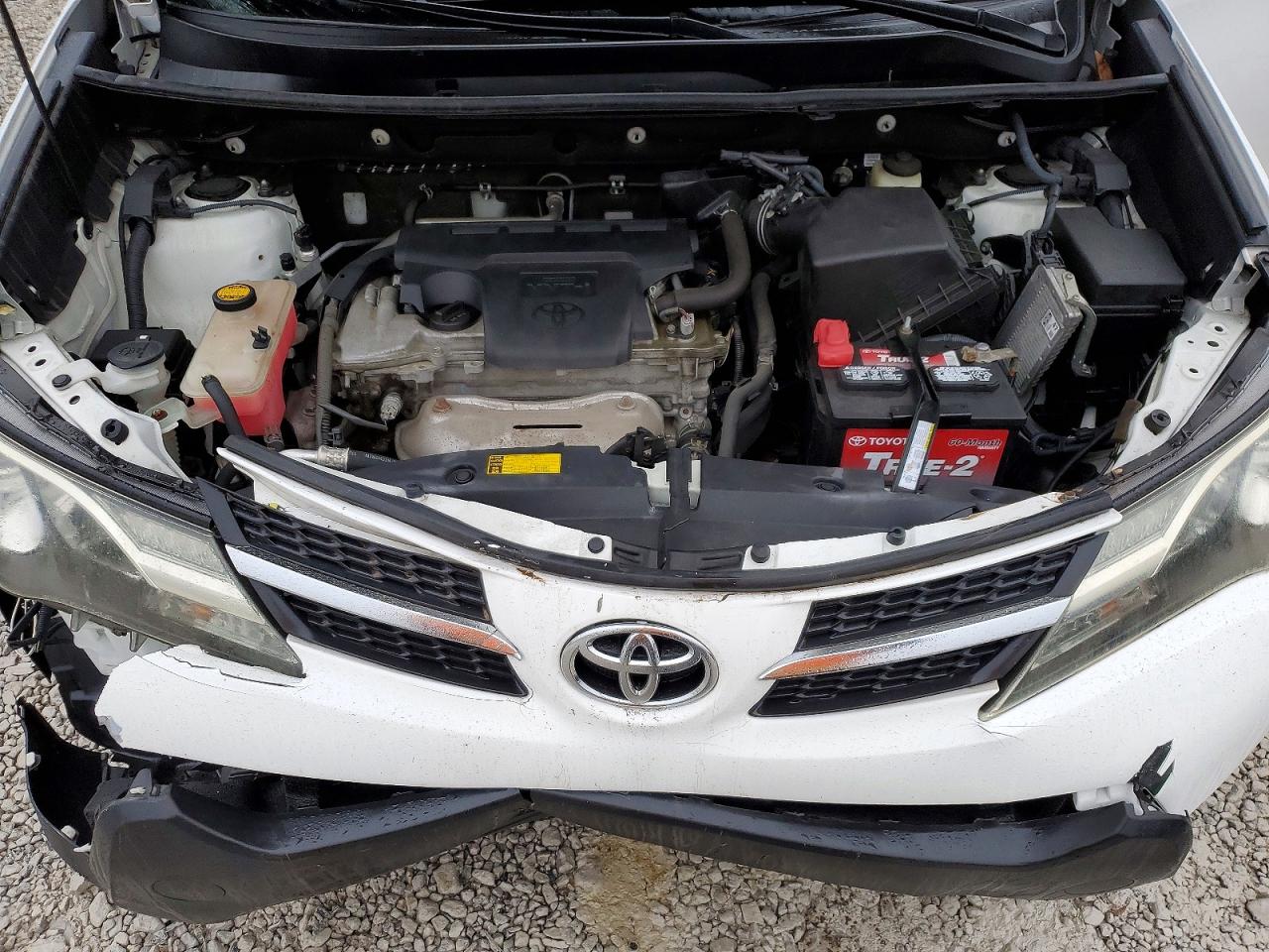 2015 TOYOTA RAV4 LE photo 23