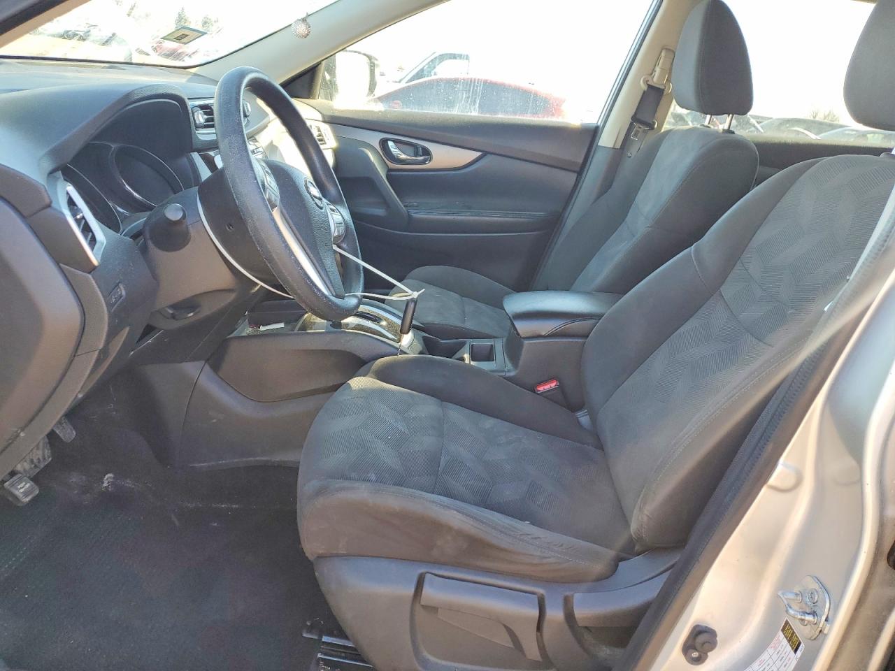 2016 NISSAN ROGUE S photo 19
