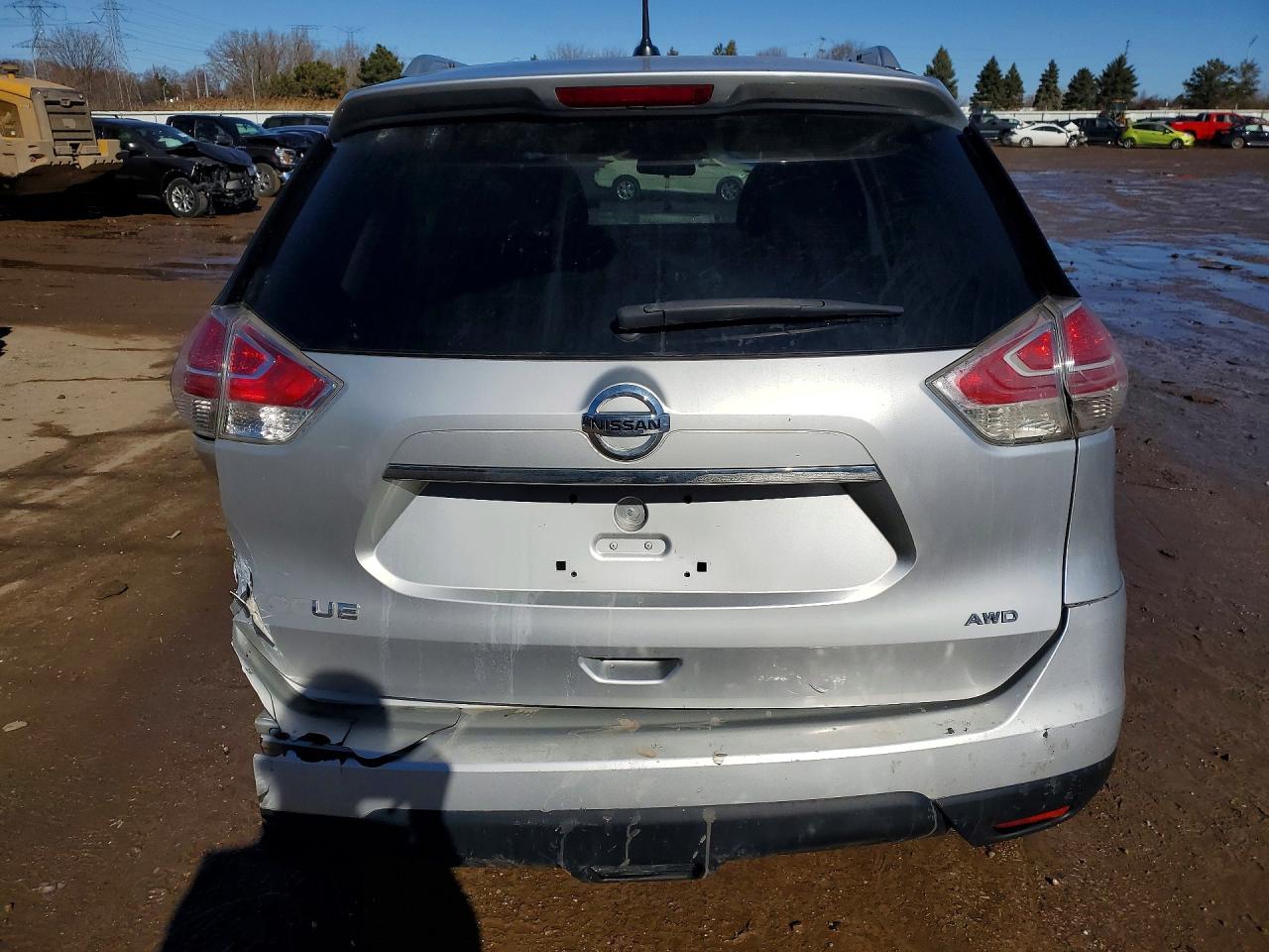 2016 NISSAN ROGUE S photo 16