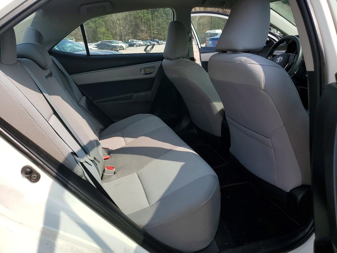 2016 TOYOTA COROLLA L photo 19
