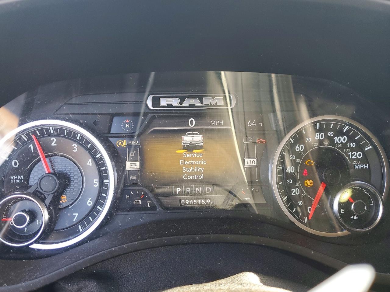 2019 RAM 1500 LARAMIE photo 17