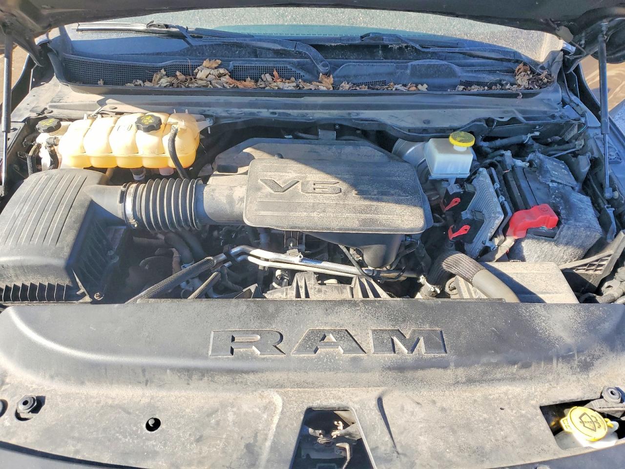 2019 RAM 1500 LARAMIE photo 21