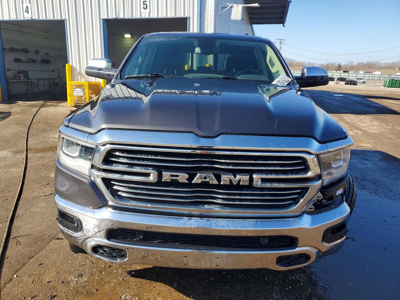 2019 RAM 1500 LARAMIE photo 9