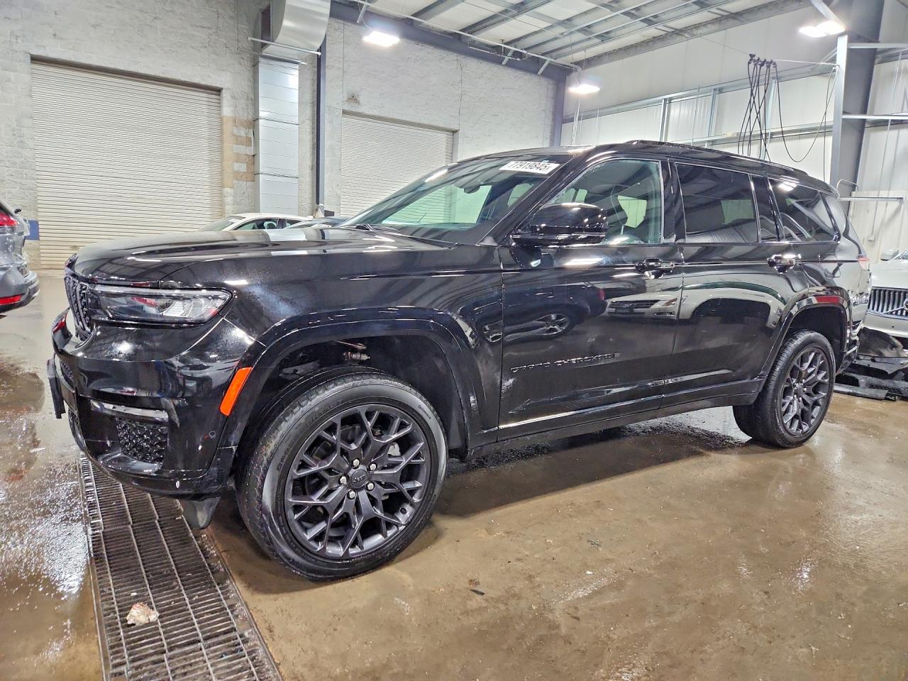 2024 JEEP GRAND CHEROKEE