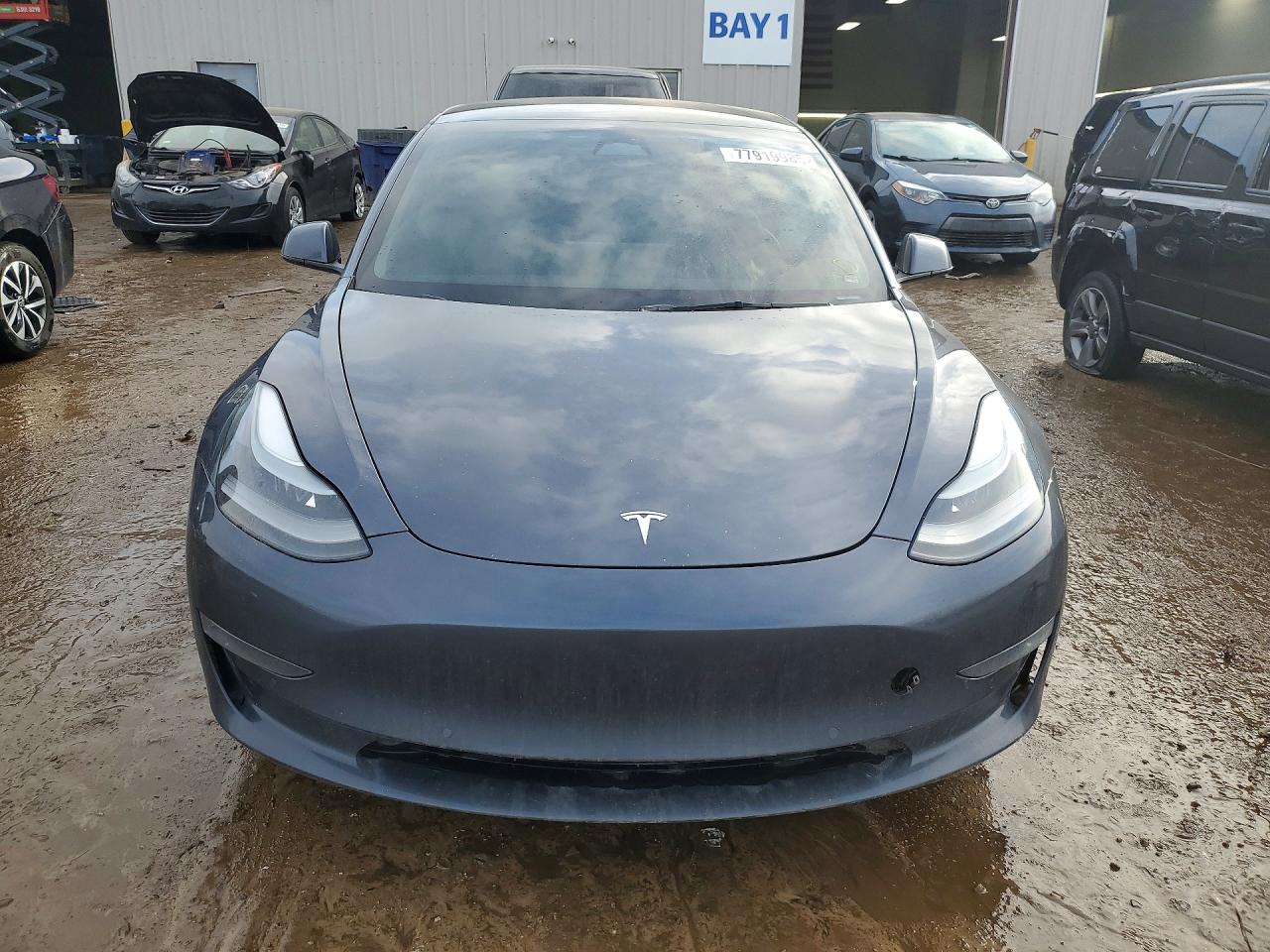 2022 TESLA MODEL 3 photo 9