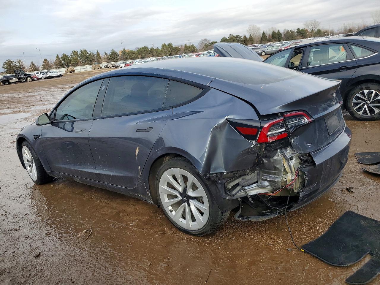 2022 TESLA MODEL 3 photo 3
