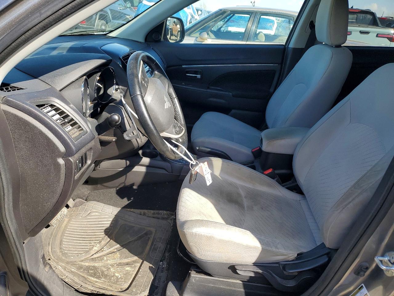 2015 MITSUBISHI OUTLANDER SPORT SE photo 7