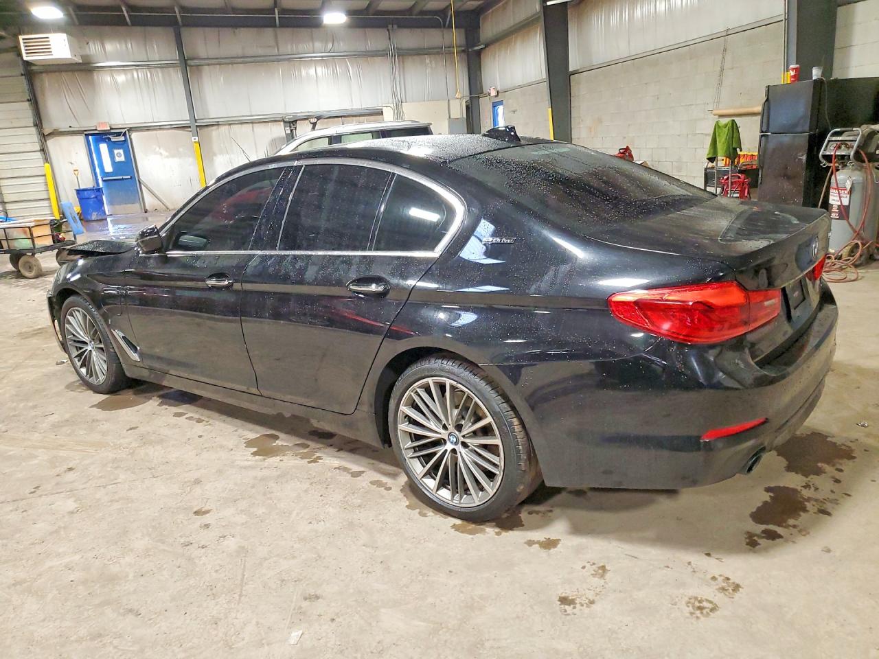 2018 BMW 530E photo 4