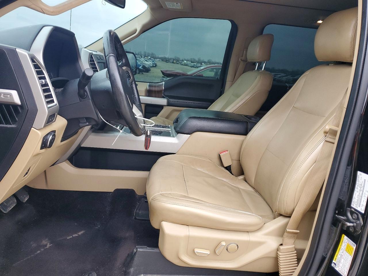 2016 FORD F150 SUPERCREW photo 19