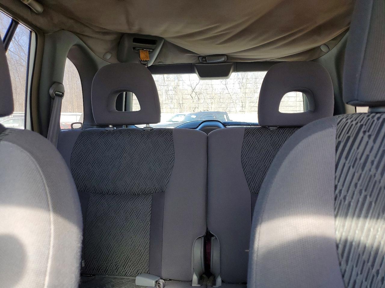 2002 TOYOTA RAV4 BASE photo 10
