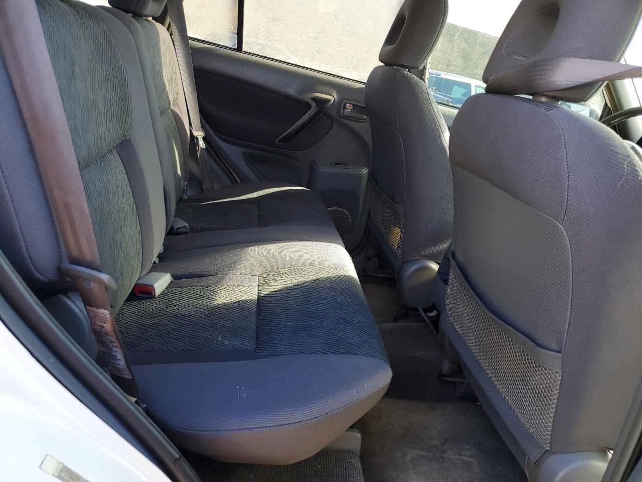 2002 TOYOTA RAV4 BASE photo 11