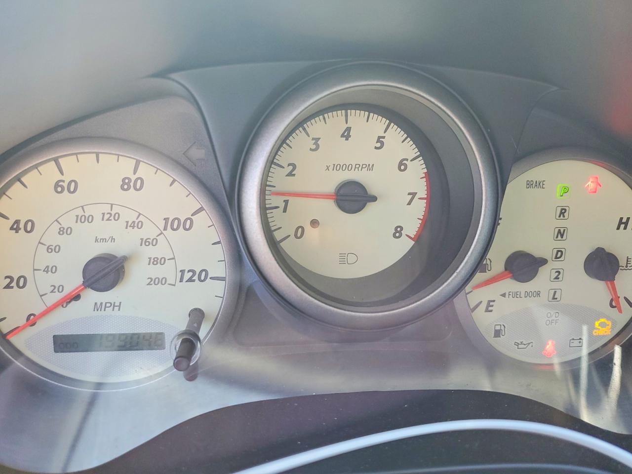 2002 TOYOTA RAV4 BASE photo 9