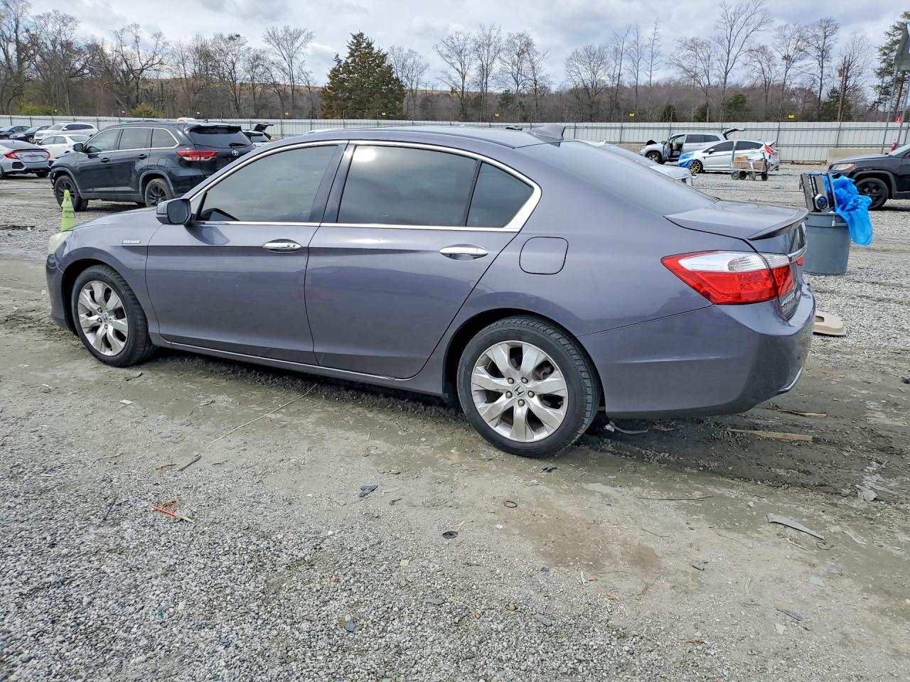 2015 HONDA ACCORD HYBRID EXL photo 2