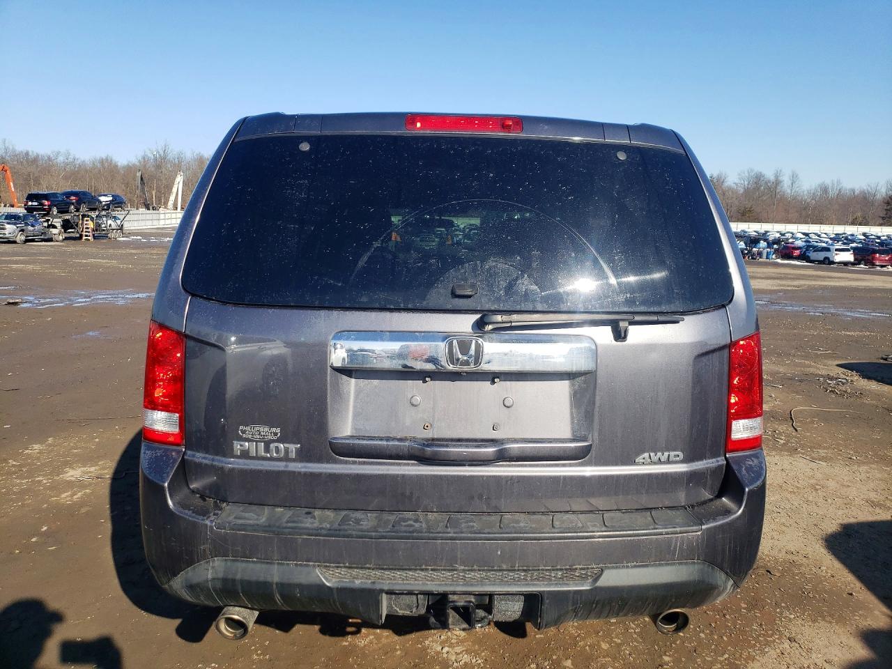 2015 HONDA PILOT EX photo 16