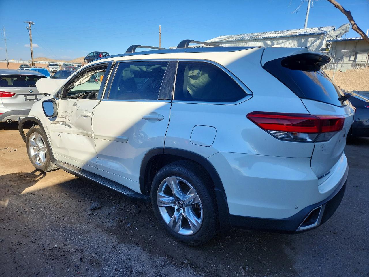 2018 TOYOTA HIGHLANDER LIMITED photo 3